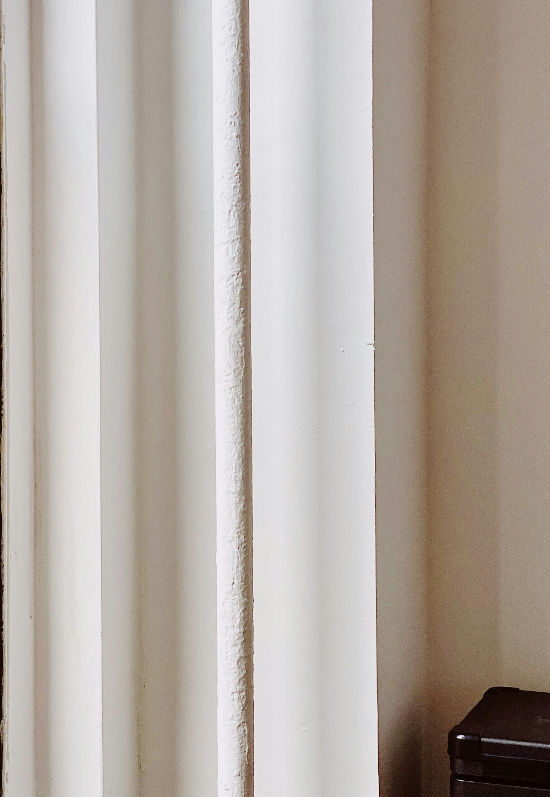 ev-ye designs Jon Tyson UoCPUoSNIWo Unsplash 1 Scaled